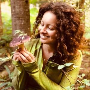 Meet your Posher, Yuliya